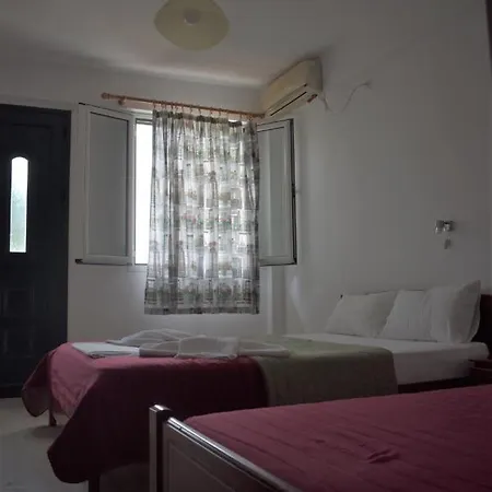 Michalis Place * Vasilikí